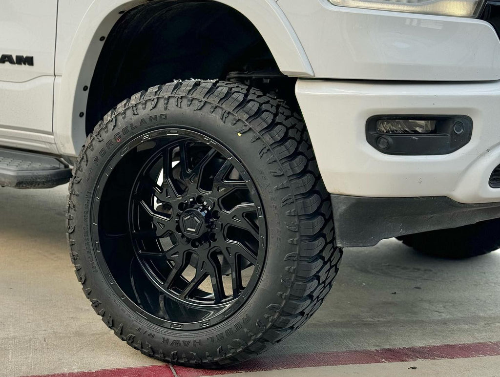 18X9 TIS 544B OFF-ROAD WHEELS WITH 8X6.5(165.1) AND +18 OFFSET - GLOSS BLACK