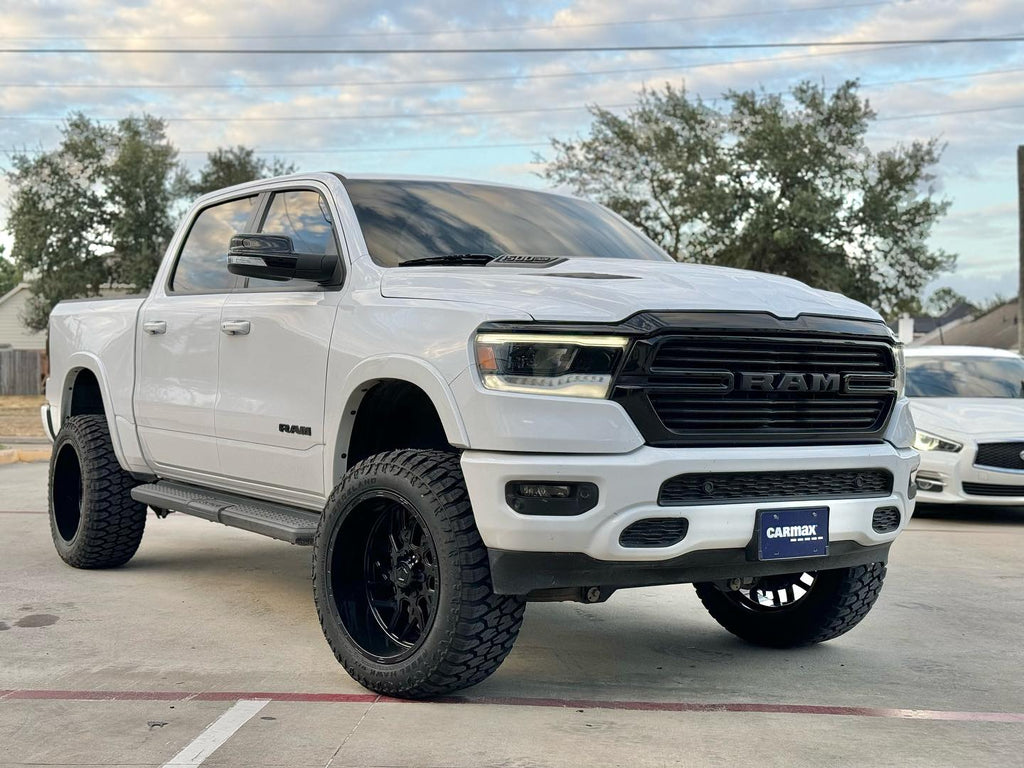 18X9 TIS 544B OFF-ROAD WHEELS WITH 8X6.5(165.1) AND +18 OFFSET - GLOSS BLACK