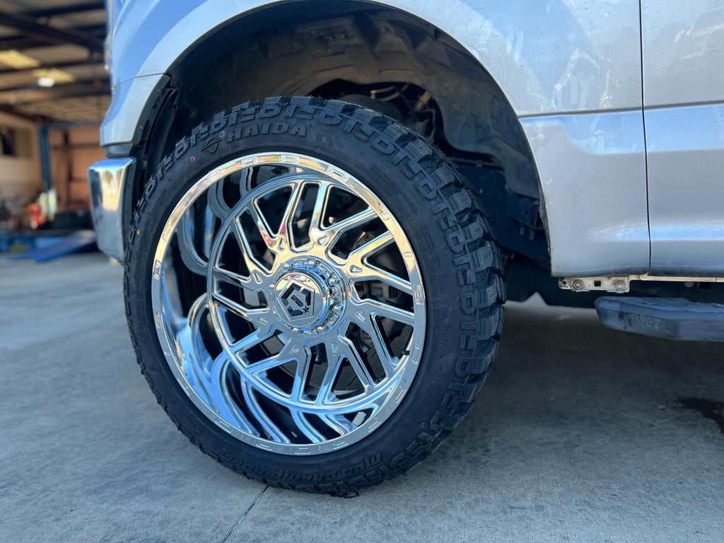 TIS 544C WHEELS 5X150 & 5X5.5(139.7) - CHROME