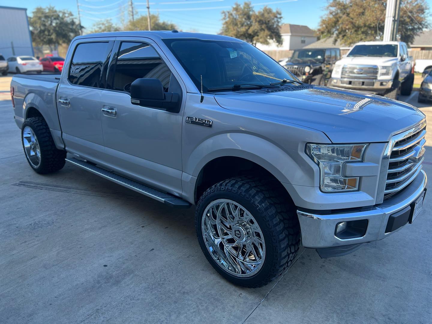 TIS 544C WHEELS 5X150 & 5X5.5(139.7) - CHROME