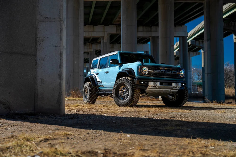 ARENA A106 TREK WHEELS 5X5.0(127) - GLOSSY GUN METAL CENTER GLOSSY BLACK LIP