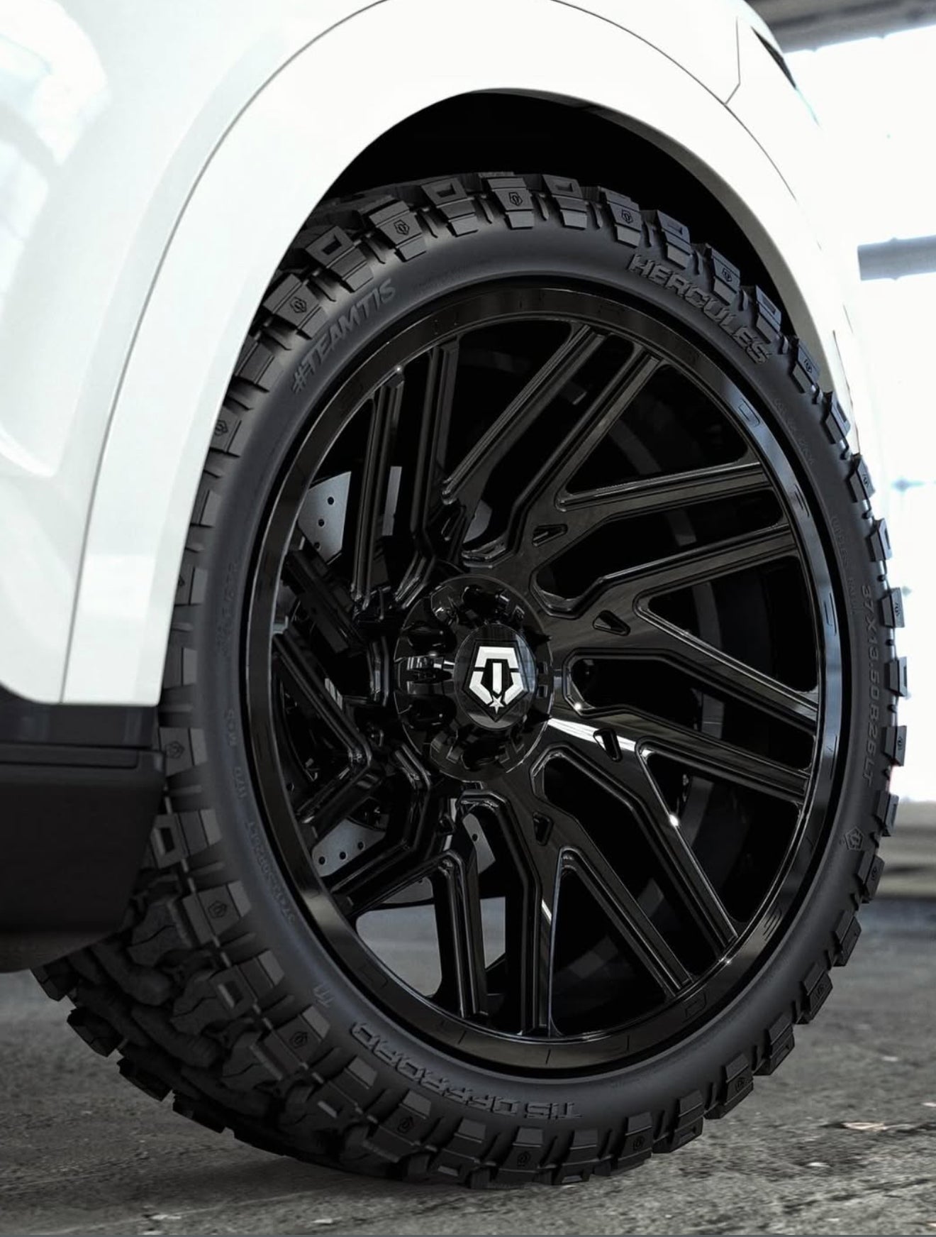 20X10 TIS OFF-ROAD 554B WHEELS 8X6.5(165.1) - GLOSS BLACK