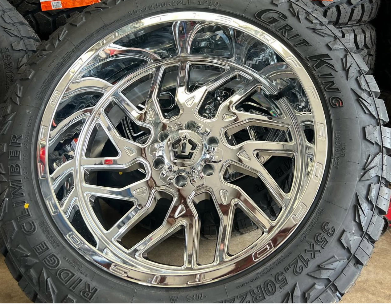 TIS OFF-ROAD 544C WHEELS 6X5.5(139.7) & 6X135 - CHROME