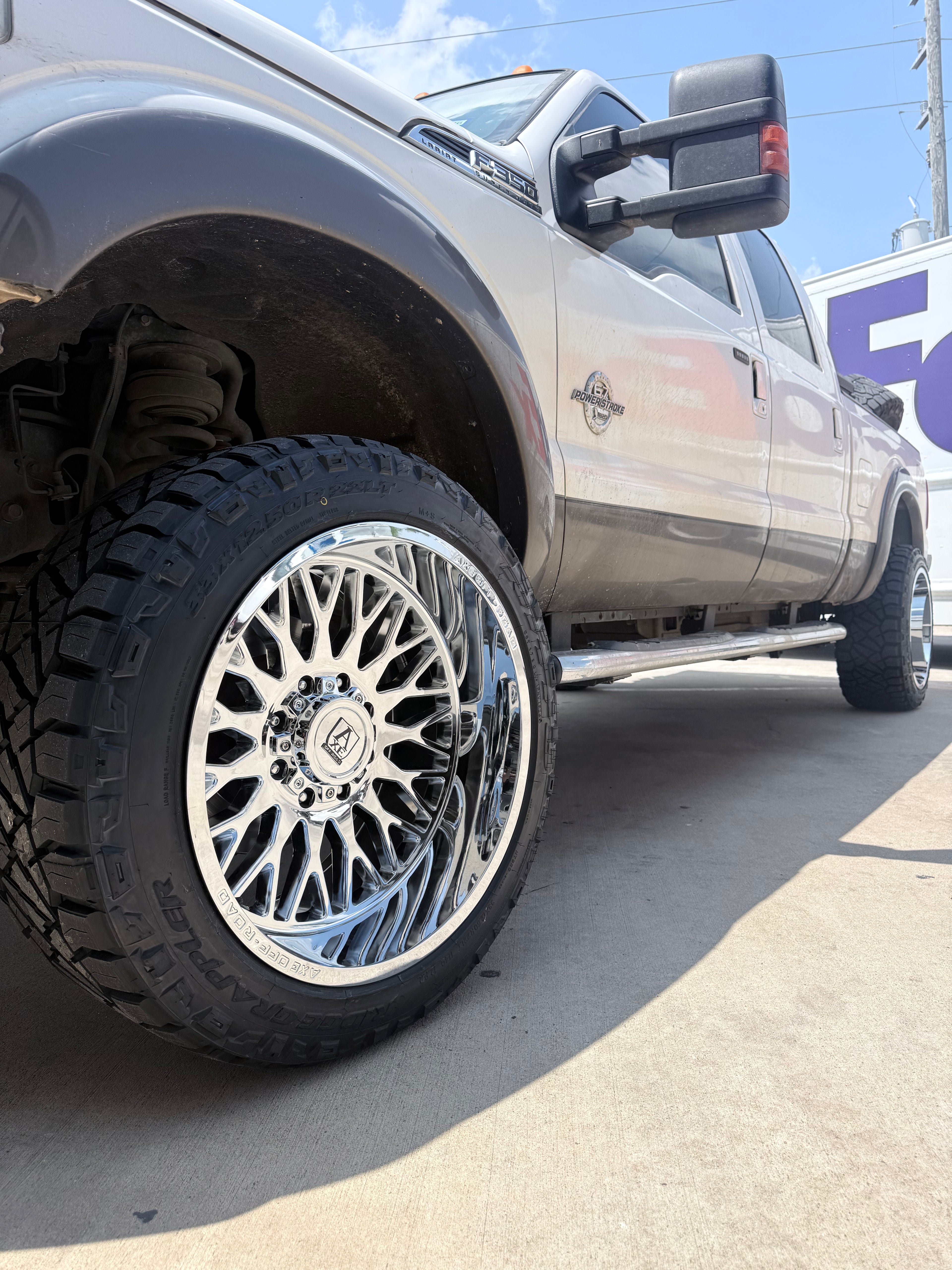 2009 - 2014 FORD F-350 WITH 22X12 AXE OFF-ROAD WHEELS, 33X12.50R22 AND 2.5" LEVELING KIT - GALLERY