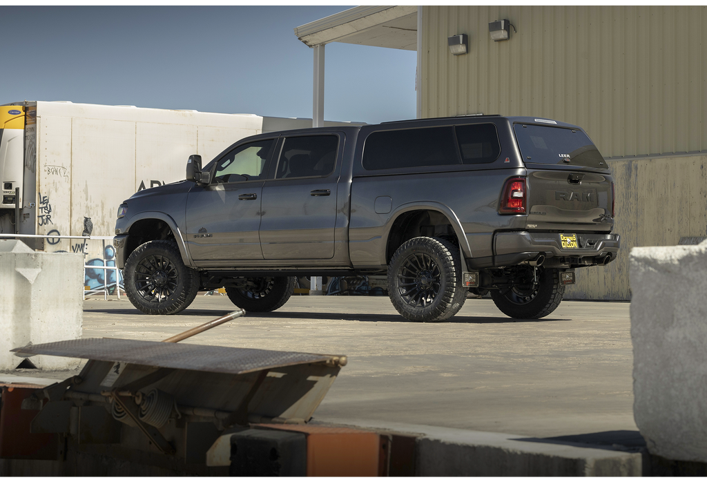 FUEL OFF-ROAD WHEELS BLADE FC889 6X5.5(139.7) & 6X135 - MATTE BLACK