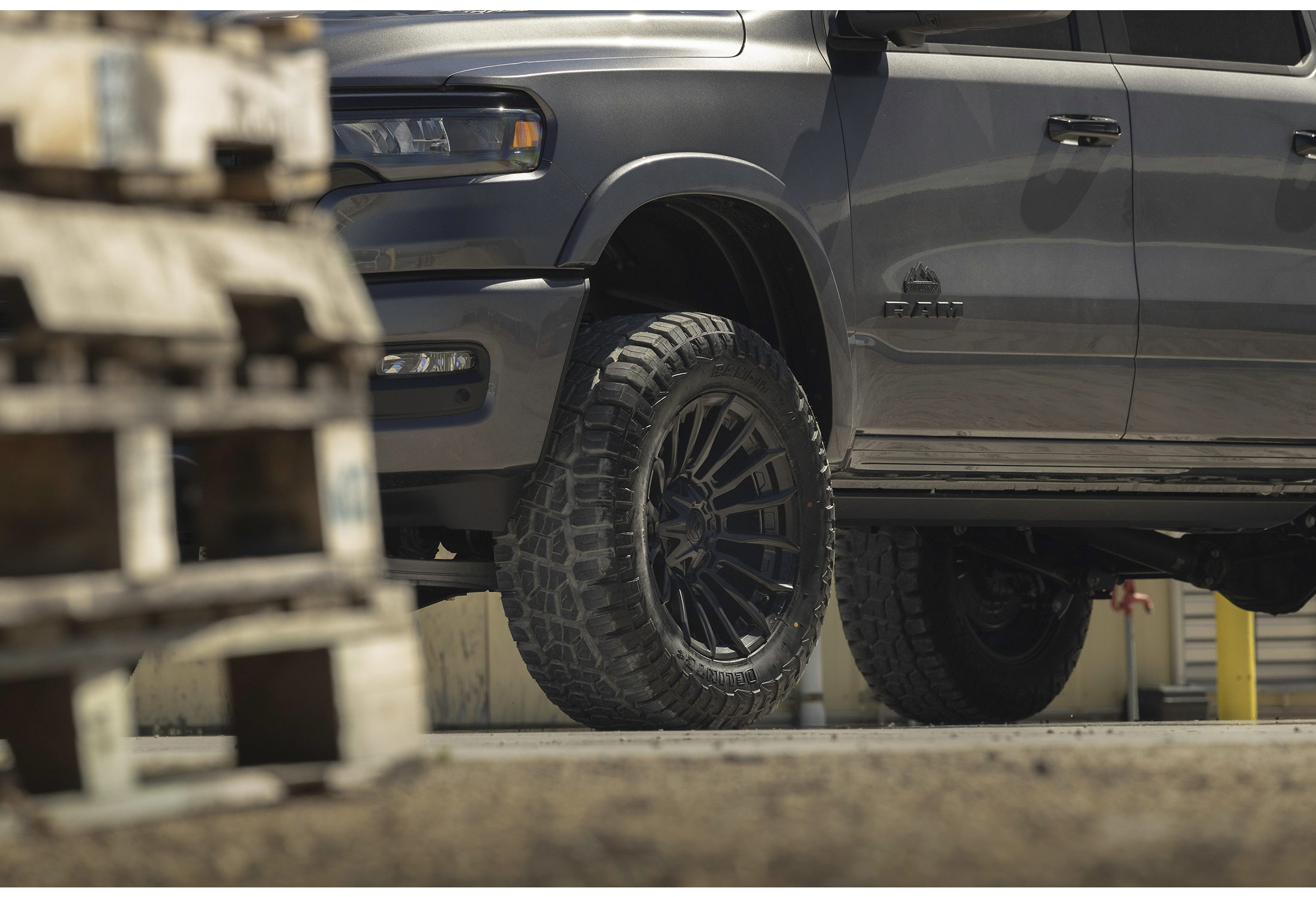 FUEL OFF-ROAD WHEELS BLADE FC889 6X5.5(139.7) & 6X135 - MATTE BLACK