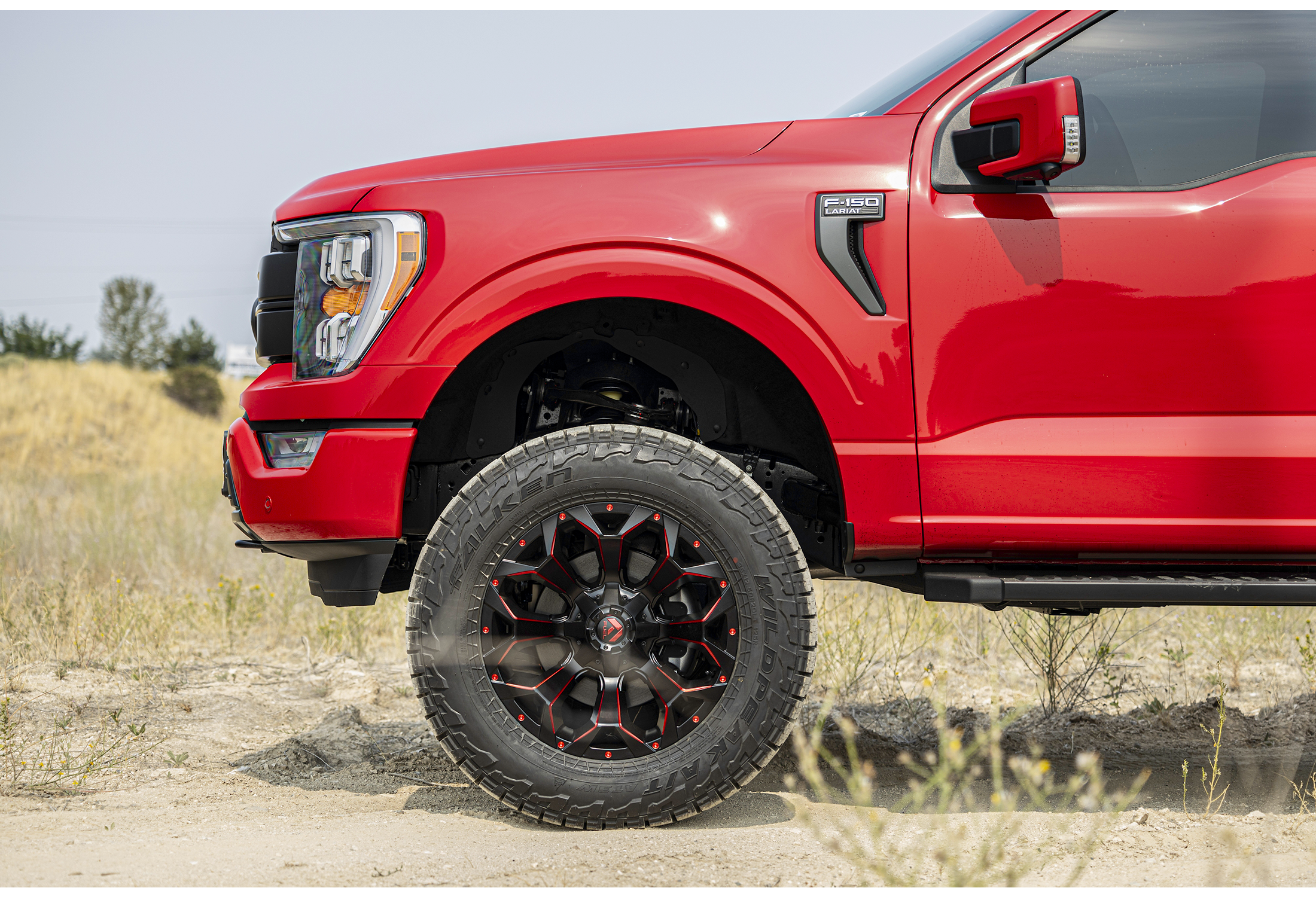 FUEL OFF-ROAD WHEELS ASSAULT D787 6X5.5(139.7) & 6X135 - MATTE BLACK RED MILLED