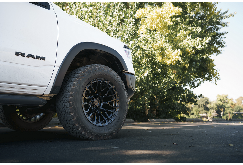 FUEL OFF-ROAD WHEELS CHISEL FC899 6X135 - BLACKOUT